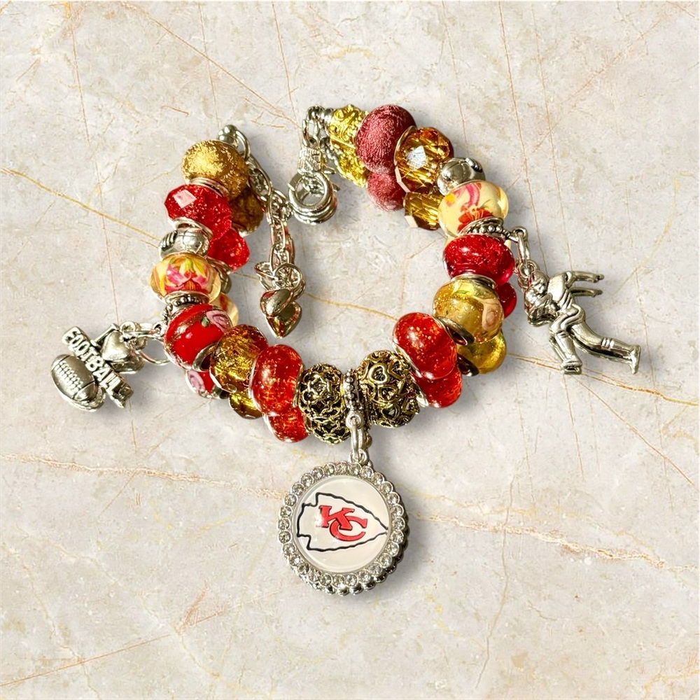 Kansas City Chiefs Beaded Charm Bracelet NFL